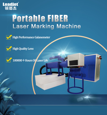 금속 30Watt ISO 증명서를 위해 가지고 다닐 수 있는 광섬유 레이저 마킹 머신